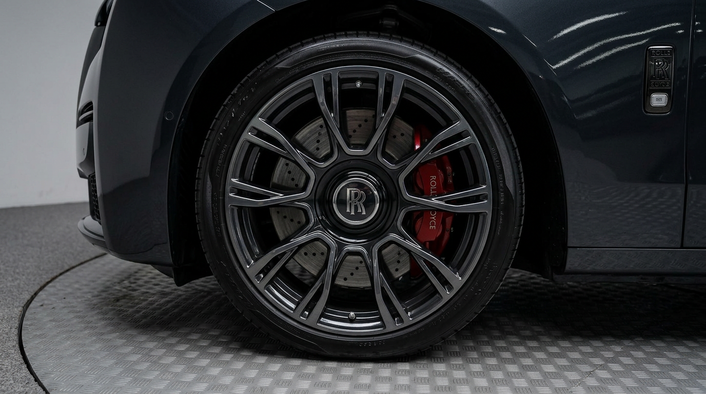 Rolls-Royce Ghost Black Badge - Image 8